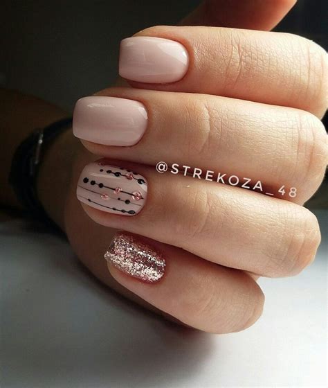 Oficialmente es una cosa, y creemos que las uñas son el lugar así que saque la paleta de arco iris, los pasteles, los abrigos iridiscentes y el micro brillo. Pin de Melina Núñez en Nails | Manicura de uñas, Manicura ...