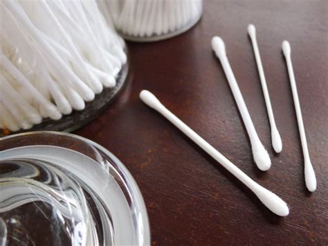 Check spelling or type a new query. Di Balik Bentuknya yang Mungil, Cotton Bud Ternyata Punya ...