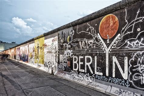 Berlin Wall mural East Side Gallery Berlin Germany perUnaltracittà