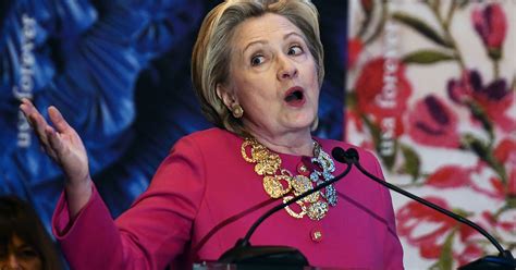Photo Captures Hillary Clinton Reading About Pences Emails