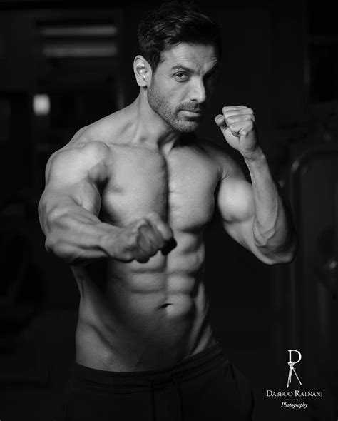 Shirtless Bollywood Men John Abraham Takes His Top Off For The Cam