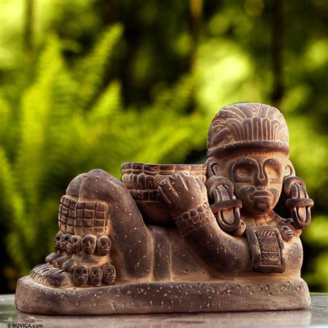 aztec god statues