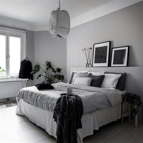 Embrace The Beauty Of Grey With These 63 Grey Bedroom Ideas Black Bedroom Decor Grey Bedroom