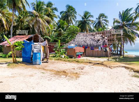 Indigenous Huts On An Island In The San Blas Islands In Panama Stock