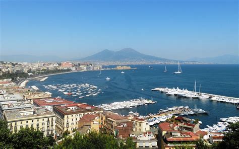 Bay Of Naples In Italy A Classic Panorama Of Naples With The Little