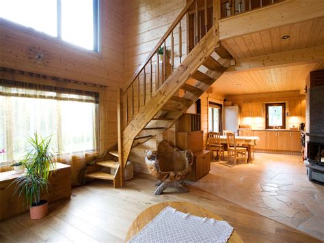 Es posible comprar casas de madera baratas con altas prestaciones de aislamiento térmico, resistencia y durabilidad. Circemateria. Casas de madera y piedra - Casas de madera ...