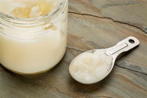 What Nutritionists Need You To Know About Coconut Oil Readers Digest