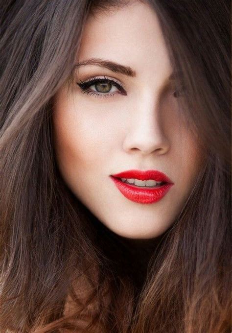 brown hair green eyes makeup girl eye makeup hair colour for green eyes brown hair green