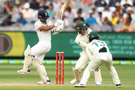 England captain grabbed 5 for 8 on the second day, as india's lead was limited to 33. Live Cricket Score - Australia vs India, 3rd Test, Day 1 ...