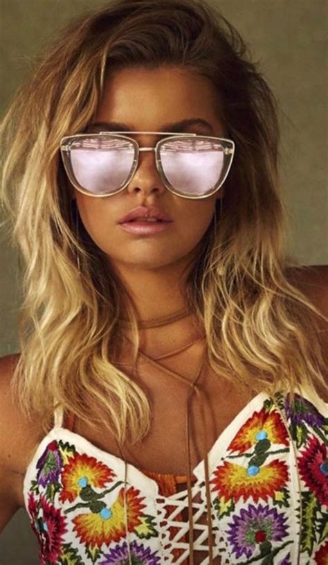 Pin By I M On Shades Sunglasses Pink Sunglasses Quay