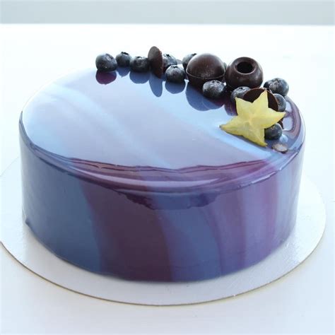 Käufer haben sich auch folgende artikel angesehen. Mirror glaze Torte: Rezept für Spiegelkuchen mit Überzug ...