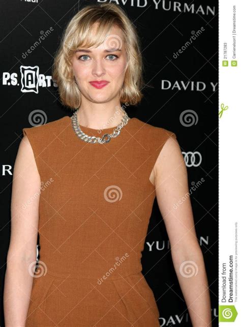 Pictures Of Jess Weixler