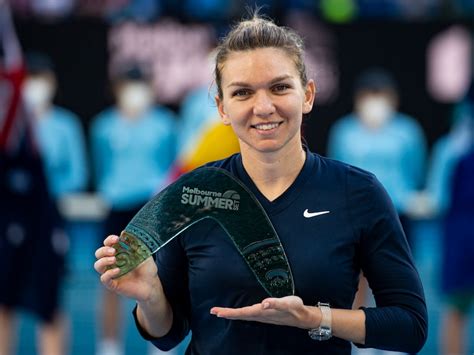 Simona Halep Warms Up For Australian Open With First Title In 16 Months