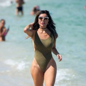 Liziane Gutierrez Goes Nude Again On Instagram Plus Pussy Paparazzi