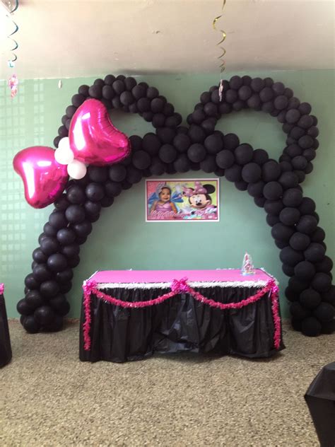 Encuentra arcos con globos de minnie en mercadolibre.com.mx! Arco de Minnie Mouse! By,me! | arreglos con globos | Balloons, Balloon decorations, Minnie mouse