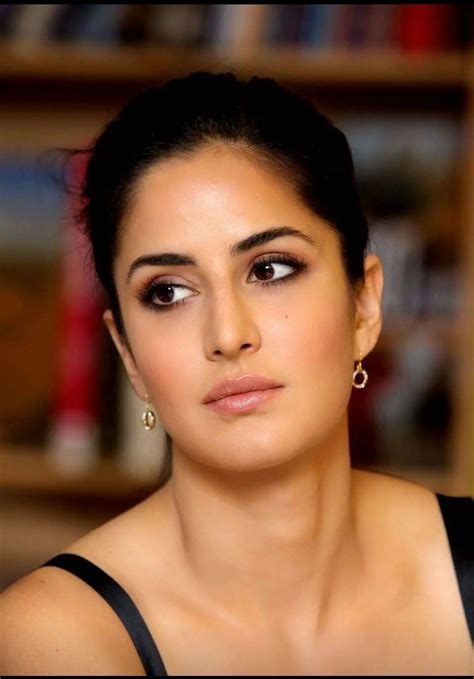 A breath arresting persona, we just can't take our eyes off. Pin by Smita Joshi on Katrina kaif in 2020 | Katrina kaif ...