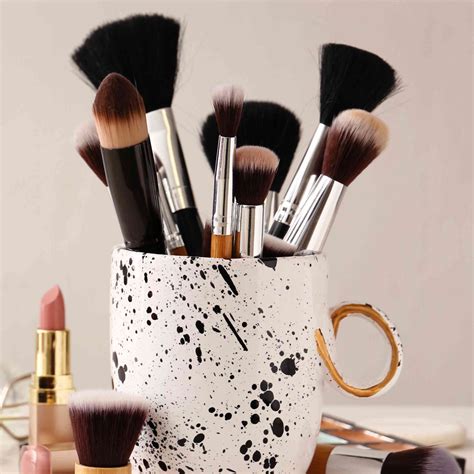 How To Store Makeup Brushes 7 Genius Tips
