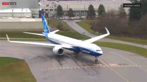 El Primer Despegue Y Aterrizaje Del Boeing 777x Youtube