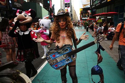 New Rules At NY Times Square Pose Threat For Topless Women