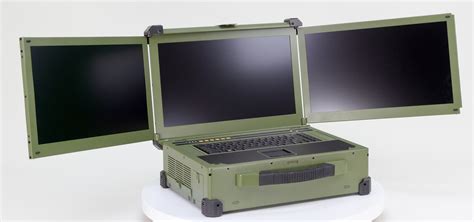 Three Screen Laptop Military Grade Portable Pcie Slots And Xeon Cpu