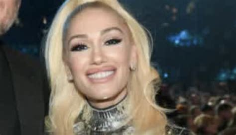 Gwen Stefanis Face Criticized On Social Media Your Doc Overdid It