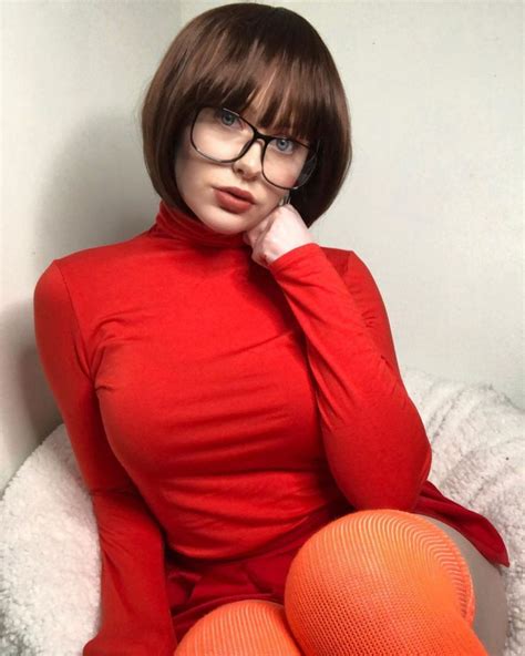 Velma Dinkley By Queenofarkhamcity Sexy Velma Cosplay Woman Velma Dinkley