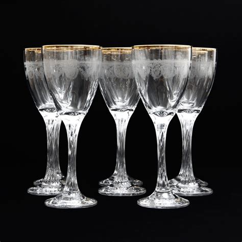 Gorgeous Gold Rimmed Etched Wine Glasses With Twisted Stems Kode Uk