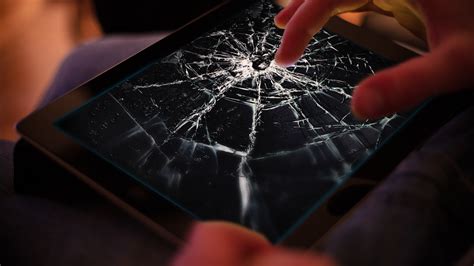 Cracked Screen Prank APK Download Entertainment Games and Apps for Android