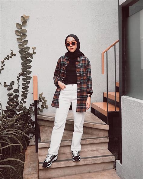 Terbaru 11 Ootd Hijab Baju Hitam Paling Fenomenal - Ide Outfit Kece