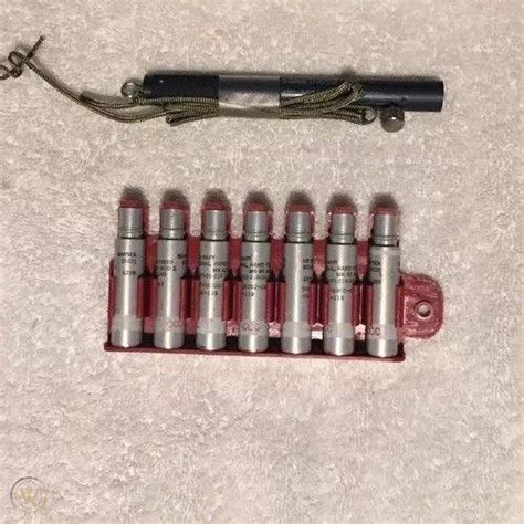 Military Pen Flare Signal Kit Red Mk 79 Mod 2 And Flare Pouch