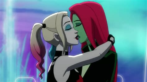 Harley Quinn And Poison Ivy And 6 Other Queer Comic Book Couples Wed