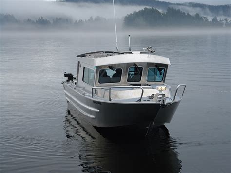 06 person with sleeping facilities. 25' Swiftsure XW - Aluminum Cabin Boat by Silver Streak Boats