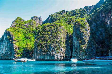 Best Guide For Choosing Between Phuket Vs Krabi 2023
