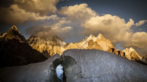 Glacier In The Karakoram Region Of Pakistan Image Abyss