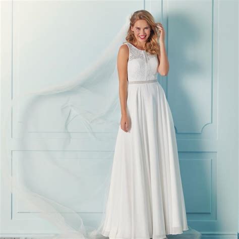 We did not find results for: Sommerliches Boho-Brautkleid in A-Linie mit Spitzentop von ...