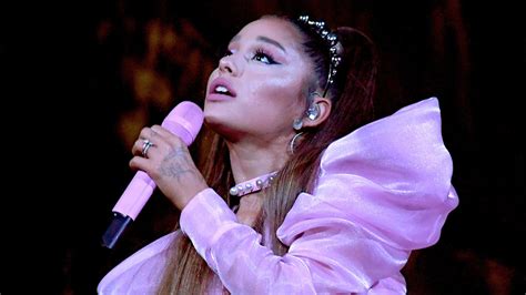 Ariana Grandes Sweetener Album Facts About The 2018 Record