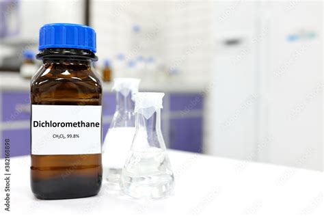 Selective Focus Of Dichloromethane Liquid Chemical Compound In Dark