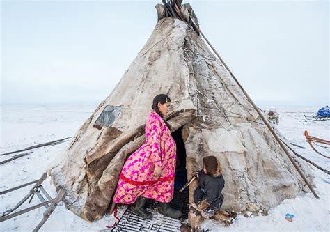 Photographer Shares Insights About Life With The Nenets In Siberia