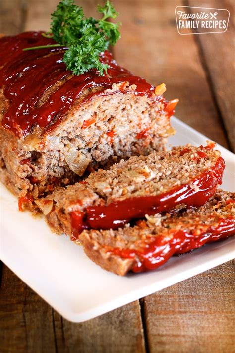 Tender, flavorful classic meatloaf recipe with a sweet and t. How Long To Cook A Meatloaf At 400 Degrees : Healthy Mini ...