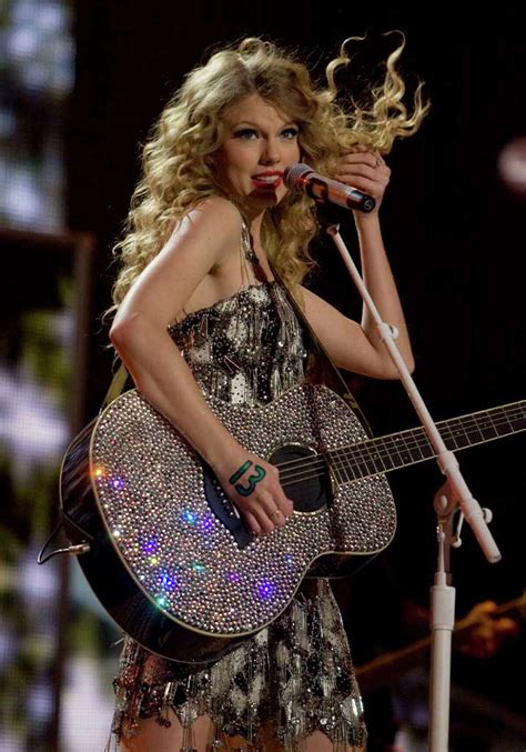 The Patriot Taylor Swift Red Tour Left Fans Enchanted