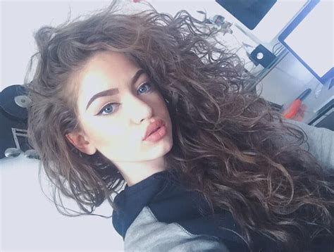 Dytto Hey Guys Dytto Curly Hair Styles Dytto Dancer