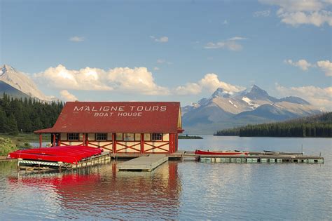 Maligne Lake Tour Boat House Facing To The Mountains The M Flickr