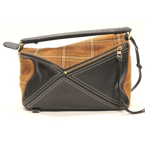 Also set sale alerts and shop exclusive offers only on shopstyle. LOEWE Medium Puzzle Bag For Sale at 1stdibs