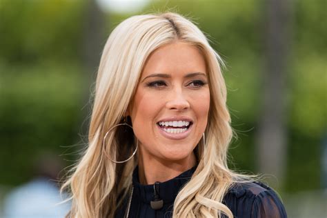 Flip Or Flop Star Christina Anstead Praised For Showing Raw Side Of