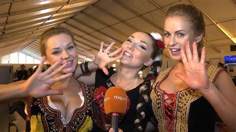 Cleo Y Sus Bellezas Polacas Venimos A Eurovisión Con Una Actuación