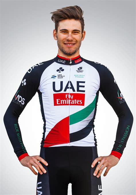 Filippo ganna turin, italy — italian cyclist filippo ganna lived up to his billing as the favorite by storming to victory in the opening stage time trial of the giro d'italia, beating his. Ciclismo, Filippo Ganna entusiasta del mercato della UAE ...