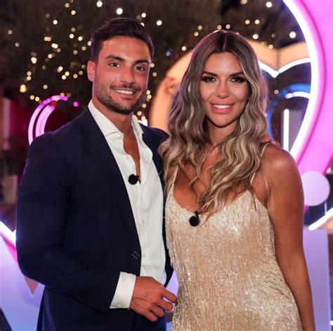 Love Islands Ekin Su And Davide Give Fans The Reality Show News Theyve Been Waiting For