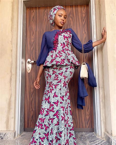 Pin By Blackswansazy On Fashion African Print Dress Designs Latest African Fashion Dresses