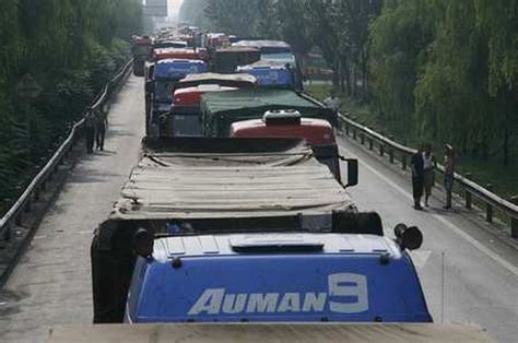 Thought Your Commute Was Bad Chinese Traffic Jam Enters Ninth Day