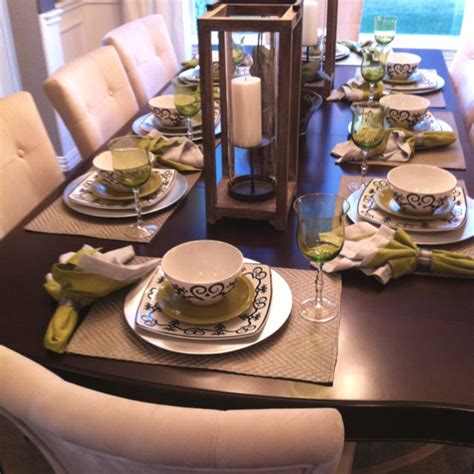 Casual dinner place setting | TableScapes...Table Settings | Pinterest